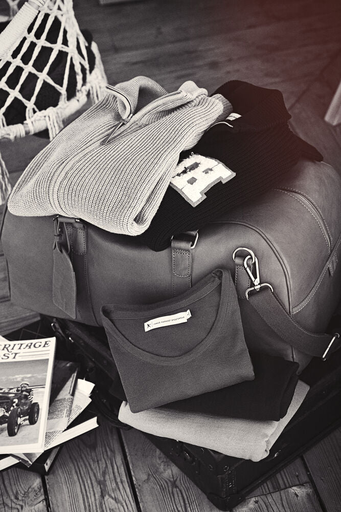 Portland Woman från James Harvest