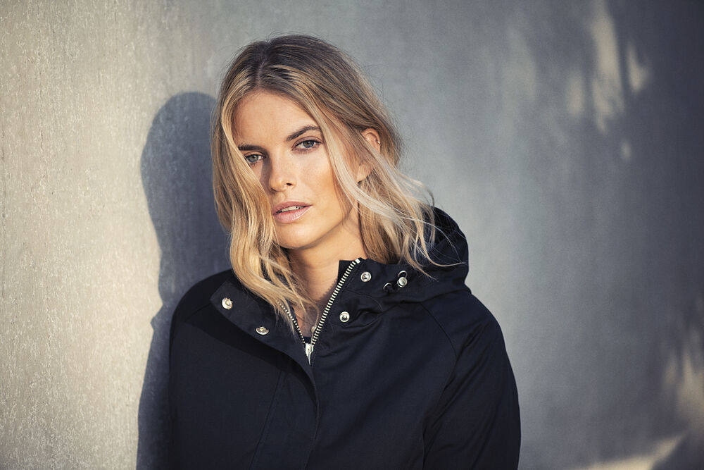 Rockingfield Woman från James Harvest