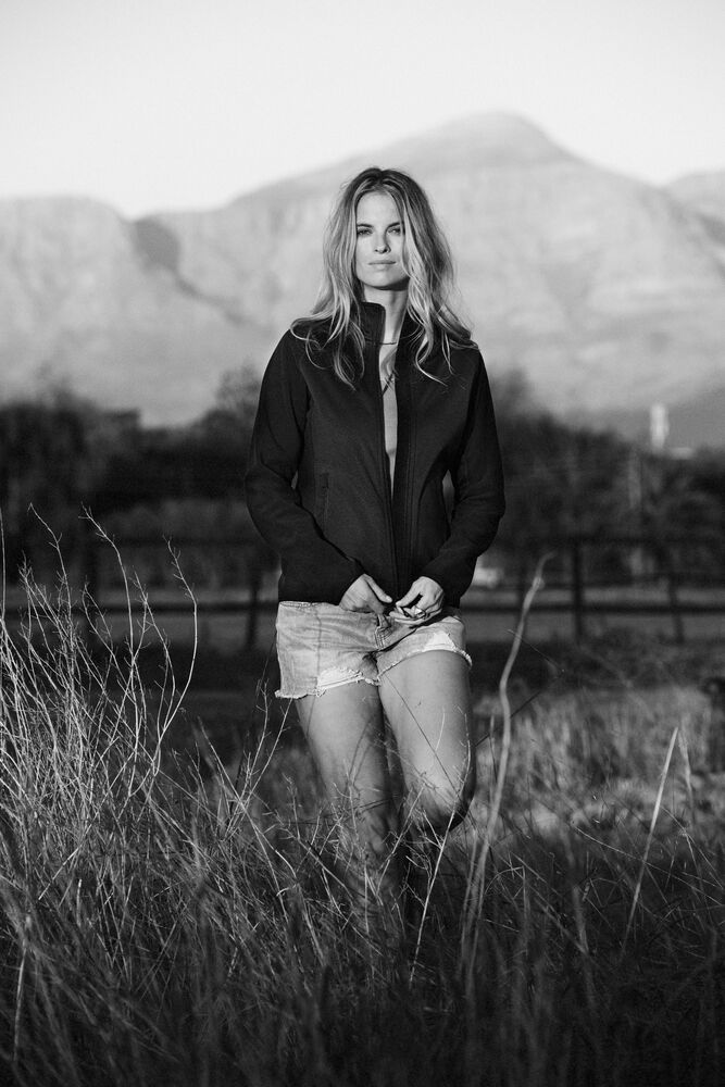 Lockwood Woman från James Harvest