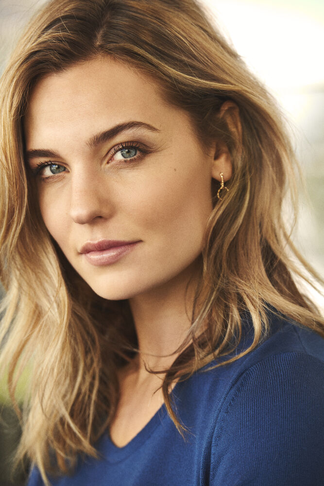 Portland Woman från James Harvest