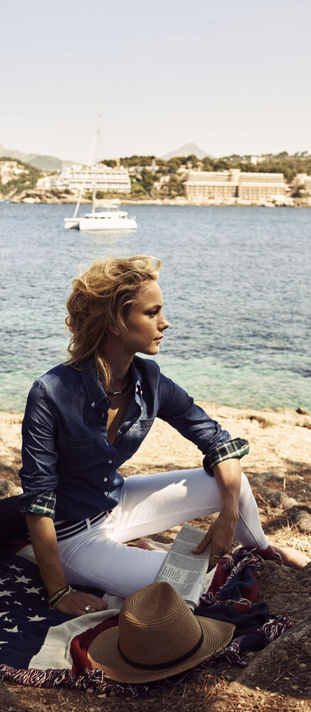 Jupiter Woman från James Harvest