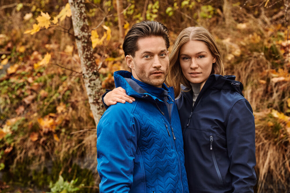 Lodgetown Woman från James Harvest