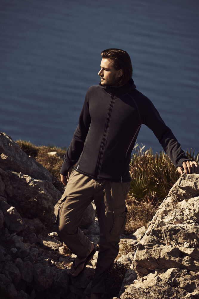 Northderry från James Harvest