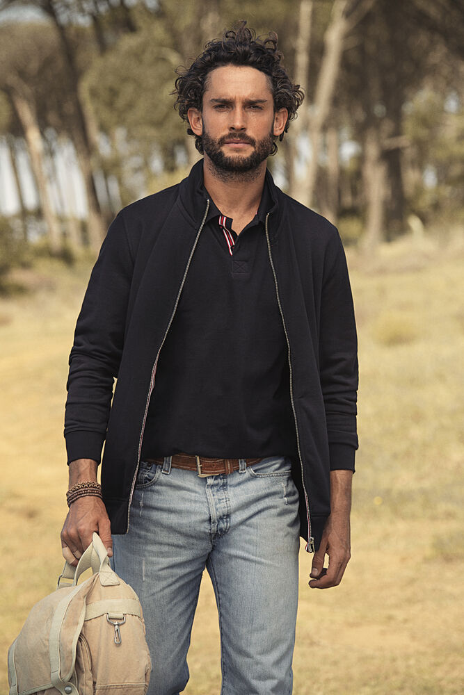 Novahill från James Harvest