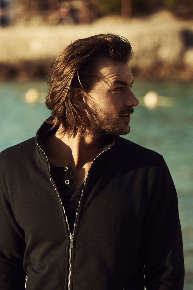 Novahill från James Harvest