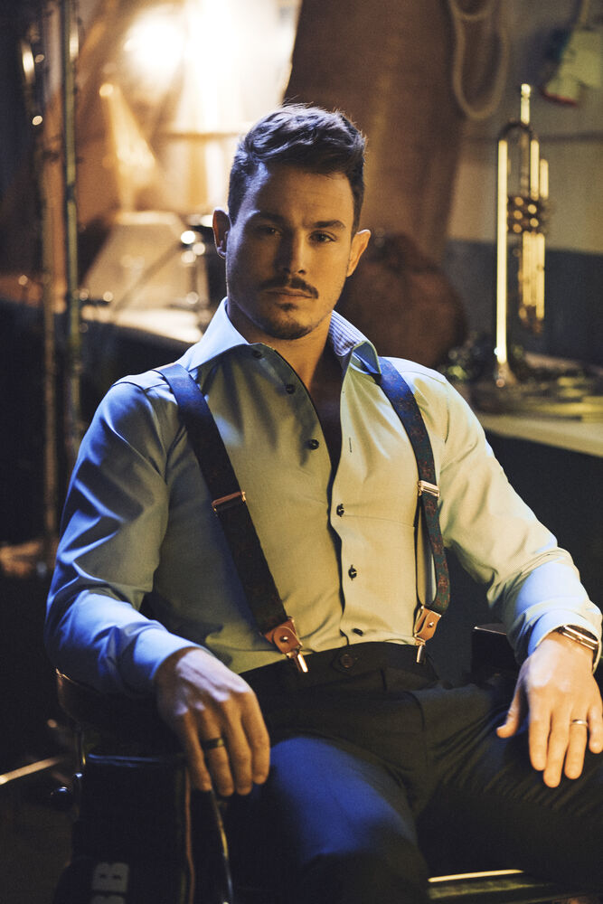 Red Bow 24 Slim från J.Harvest & Frost