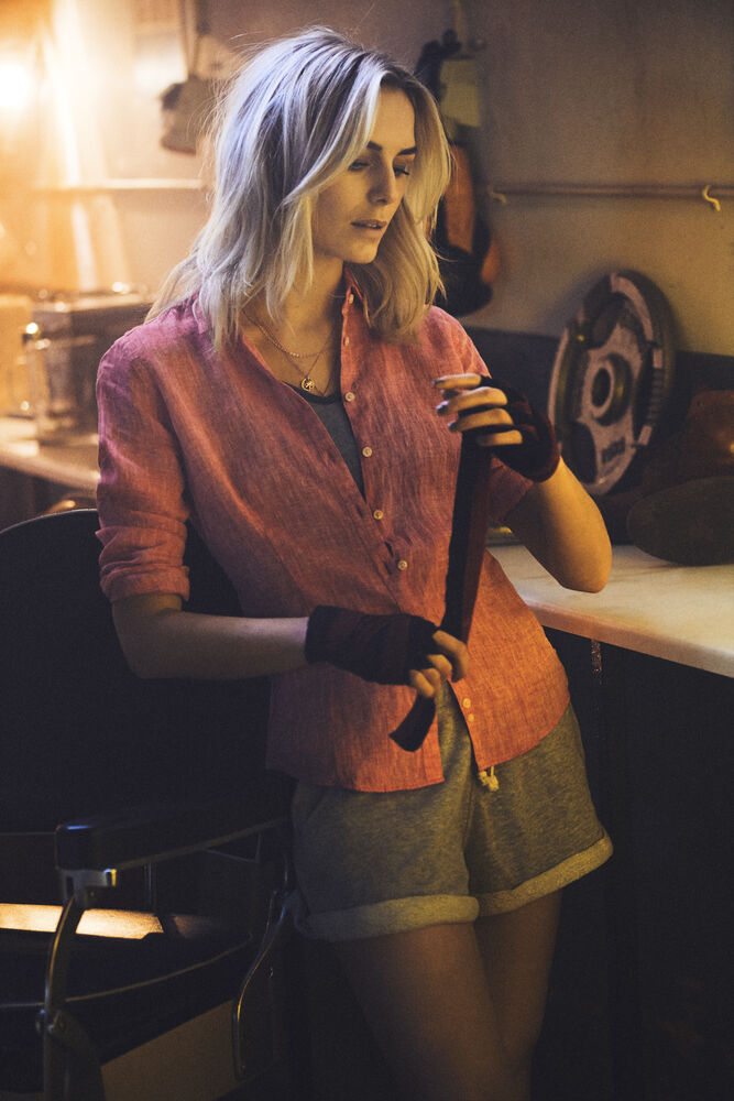 IB33 Linen Woman från J.Harvest & Frost