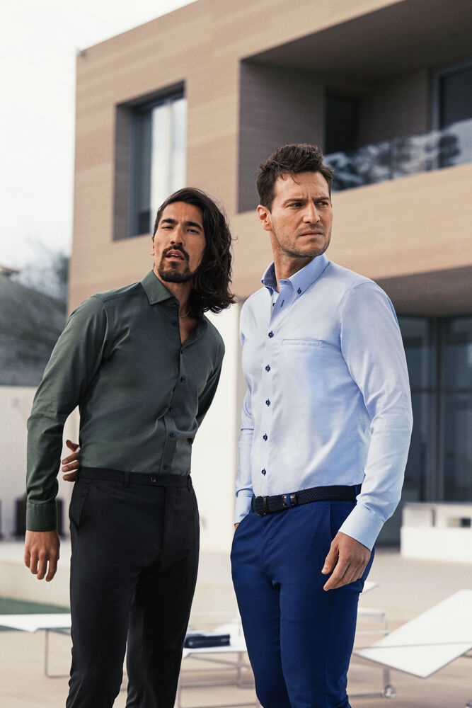 RB121 Oxford Stretch Regular från J.Harvest & Frost