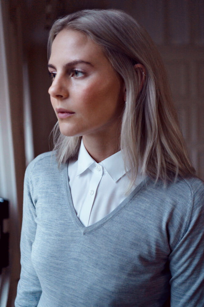 Merino V Woman från J.Harvest & Frost