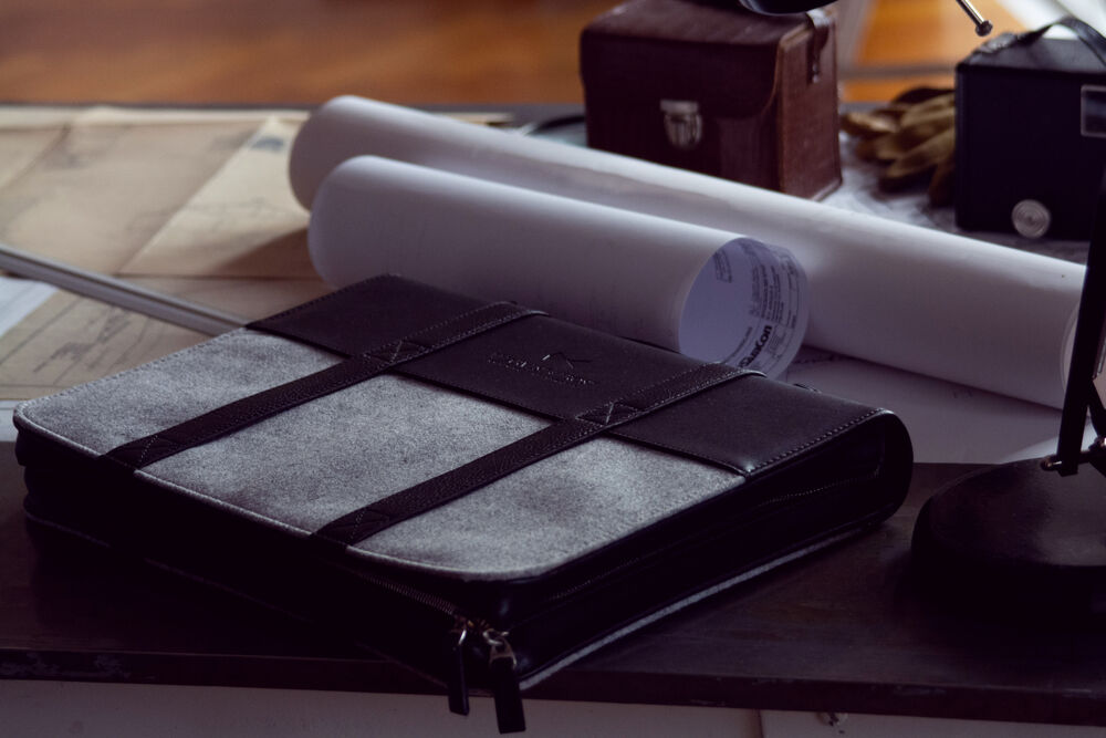 Document Folder från J.Harvest & Frost